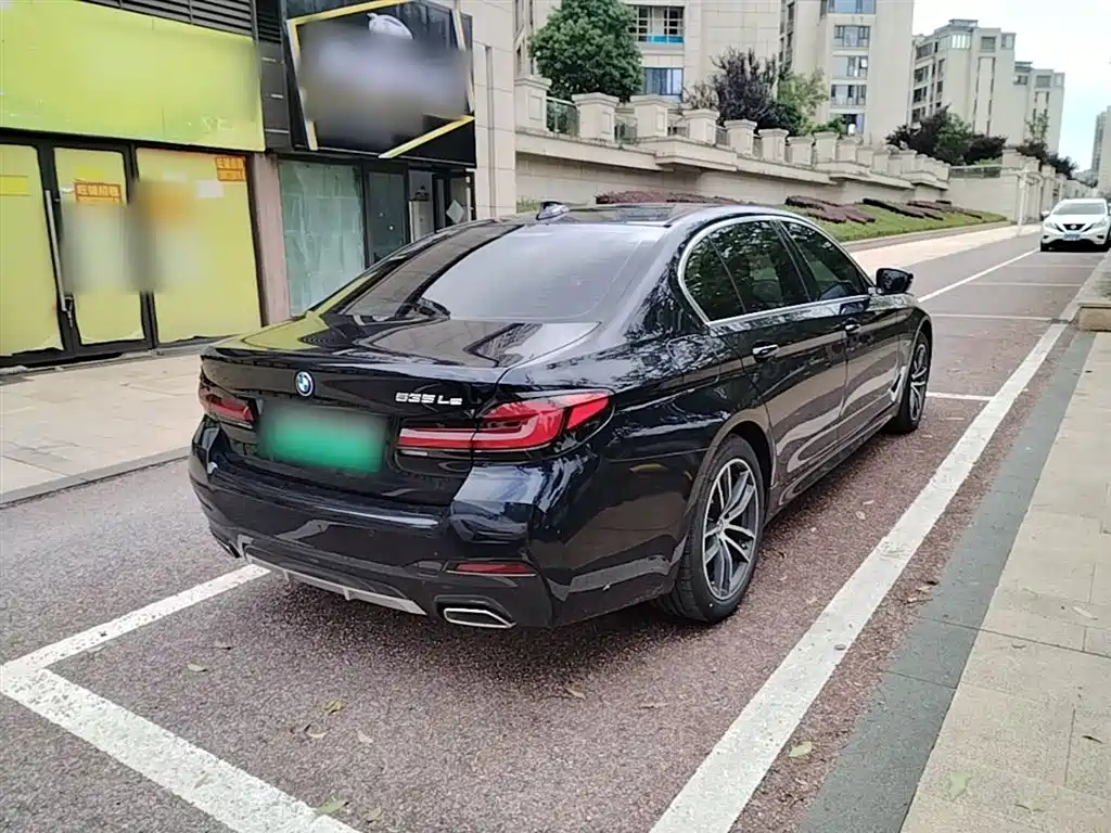 BMW 5 Series 5 2022 535Le M Sport