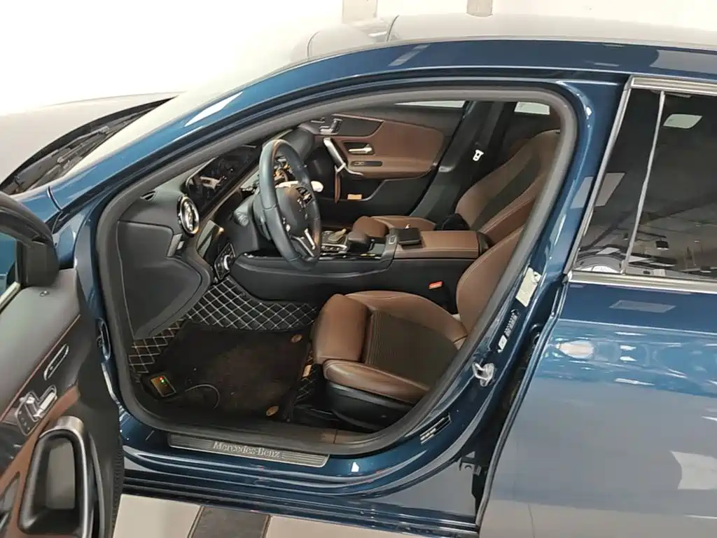 Mercedes-Benz A-Class (Import) — миниатюра 15