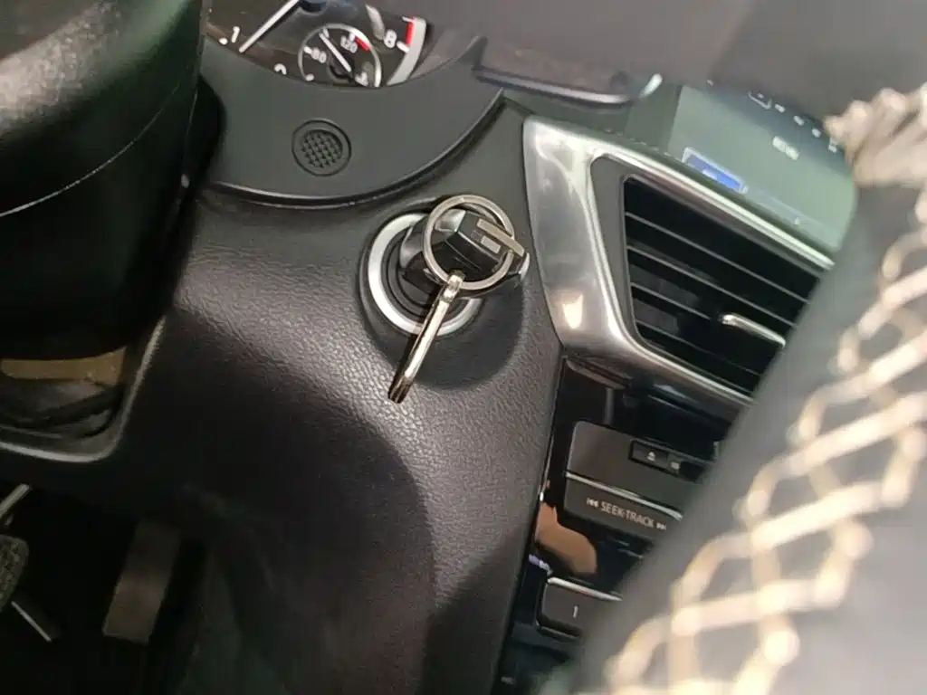 Infiniti QX30 — миниатюра 9