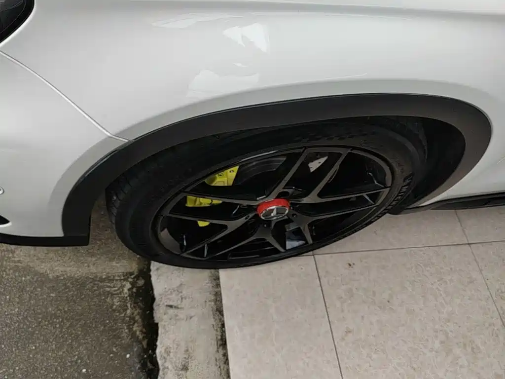 Mercedes-Benz GLA AMG — миниатюра 23