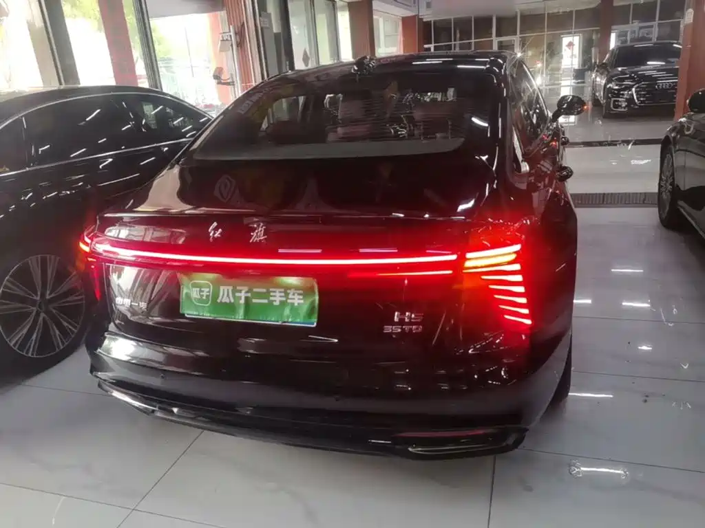 Hongqi Hongqi H5 — миниатюра 6