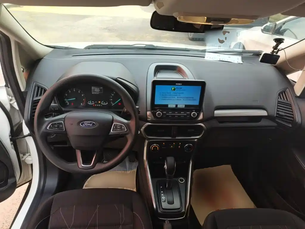 Ford Ecosport — миниатюра 10