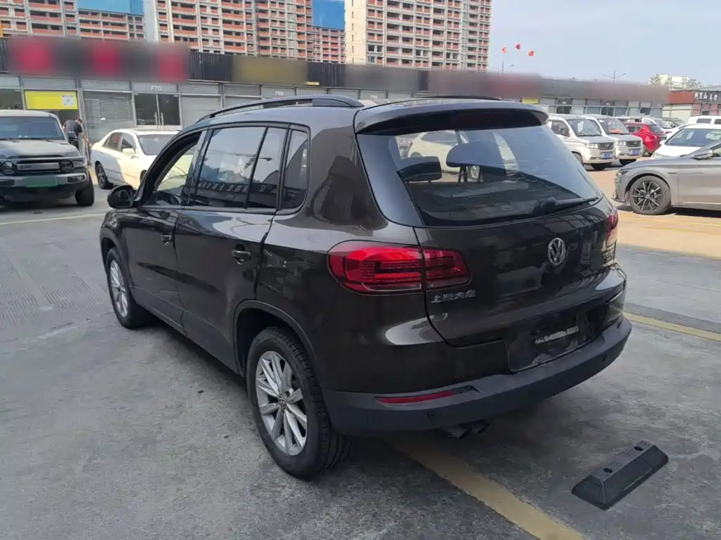 Volkswagen Tiguan — миниатюра 5