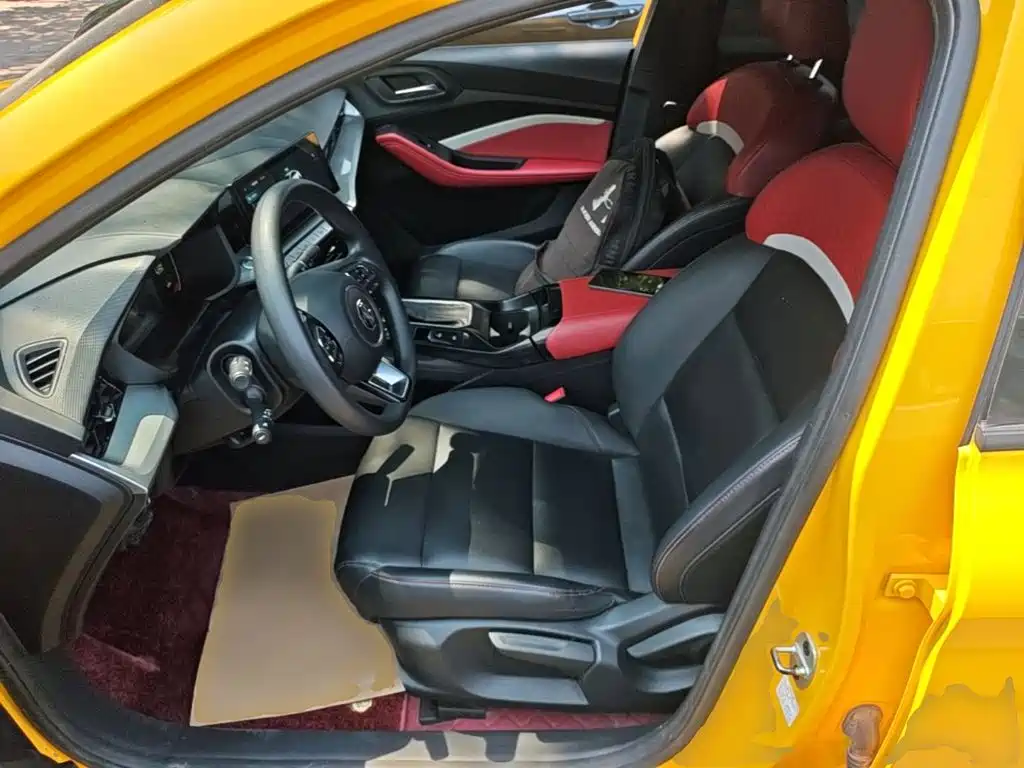 MG MG5 — миниатюра 15
