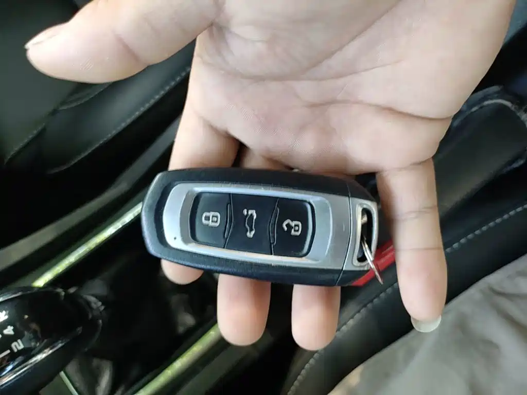 Geely Emgrand — миниатюра 9