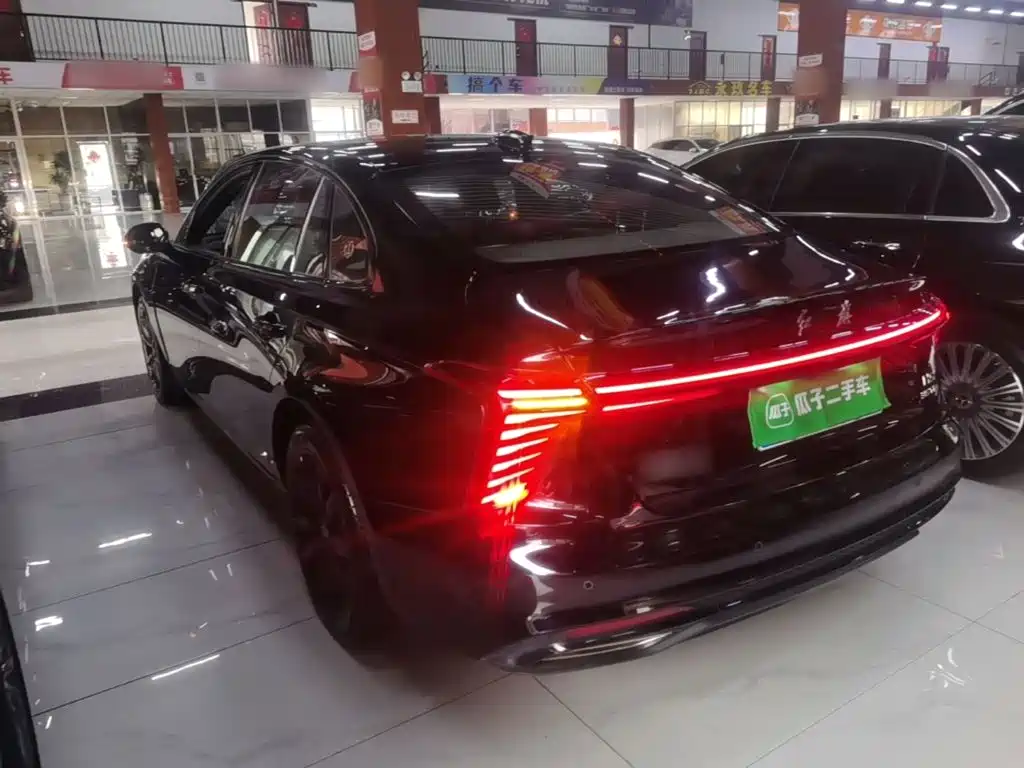 Hongqi Hongqi H5 — миниатюра 5