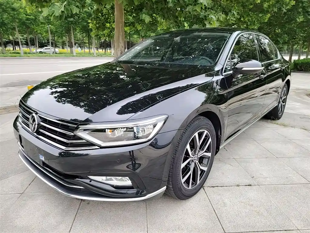Купить Volkswagen Magotan