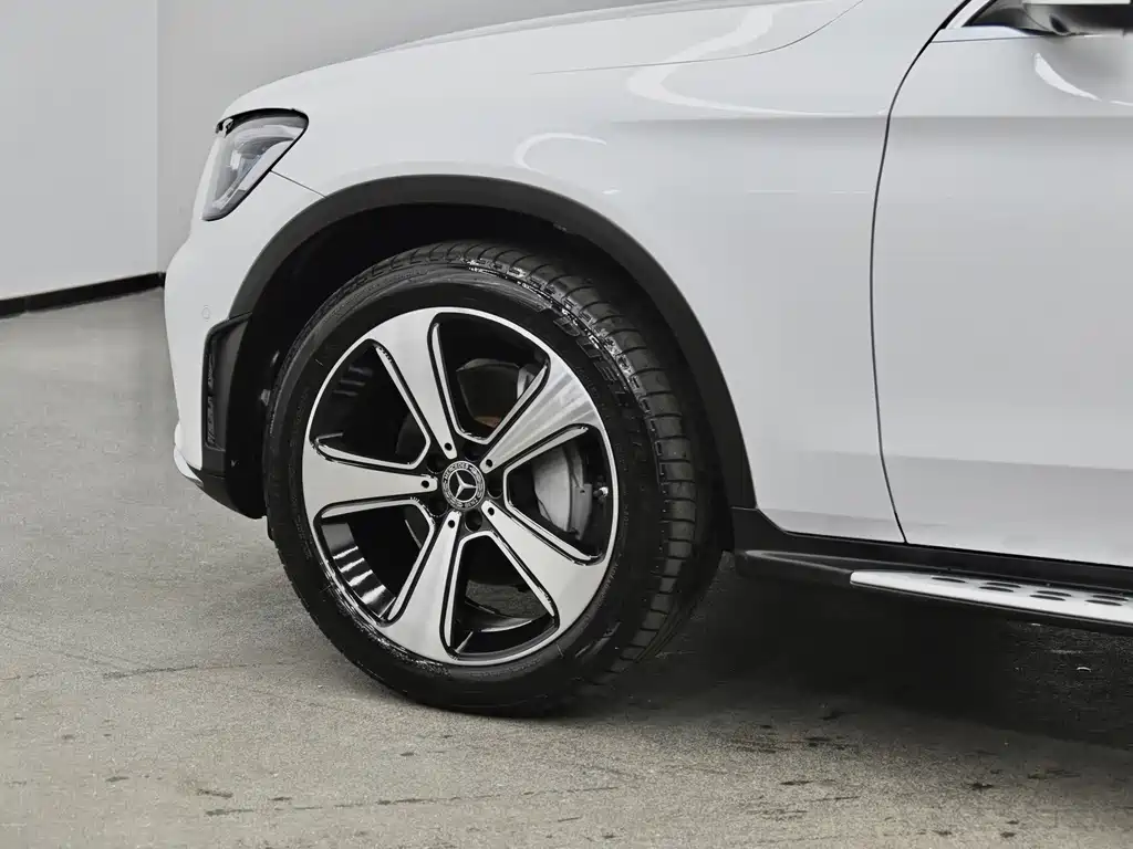 Mercedes-Benz GLC — миниатюра 21