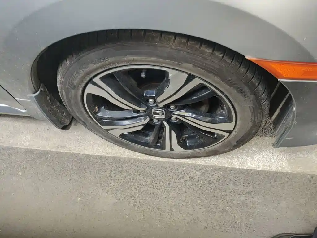 Honda Civic — миниатюра 25