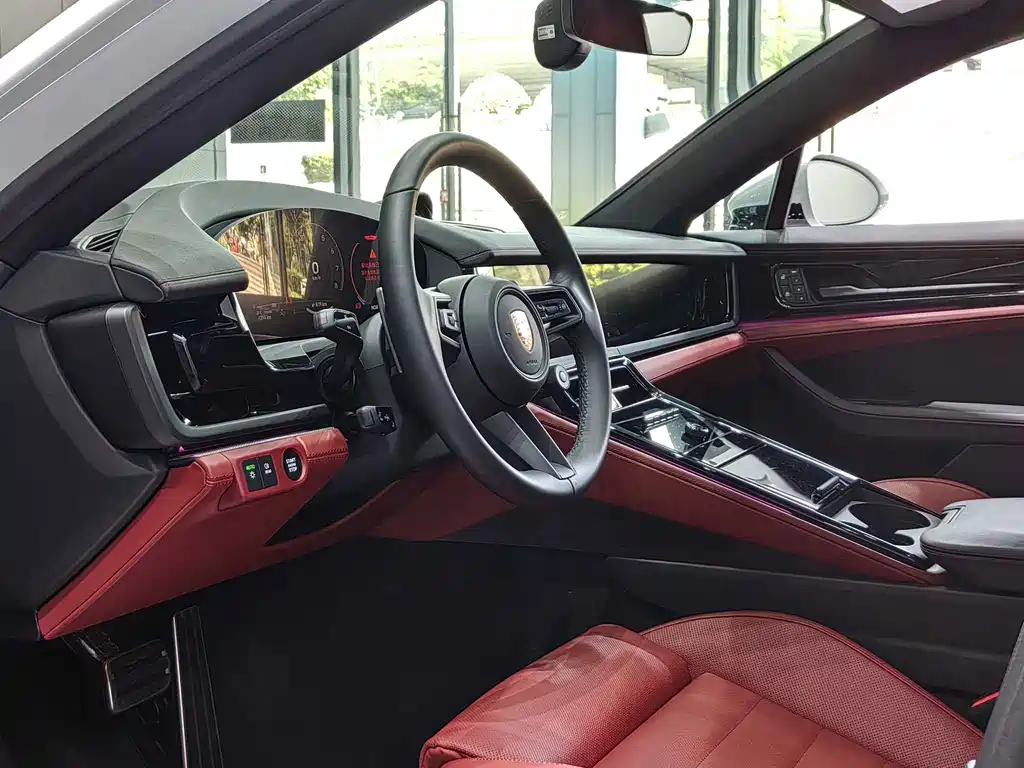 Porsche Panamera — миниатюра 8