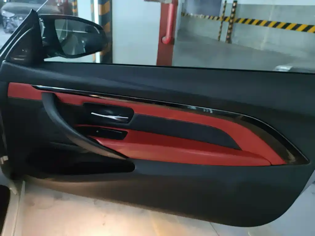 BMW M4 — миниатюра 9