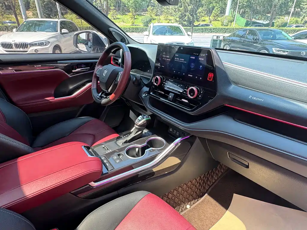 Toyota Crown Kluger — миниатюра 14