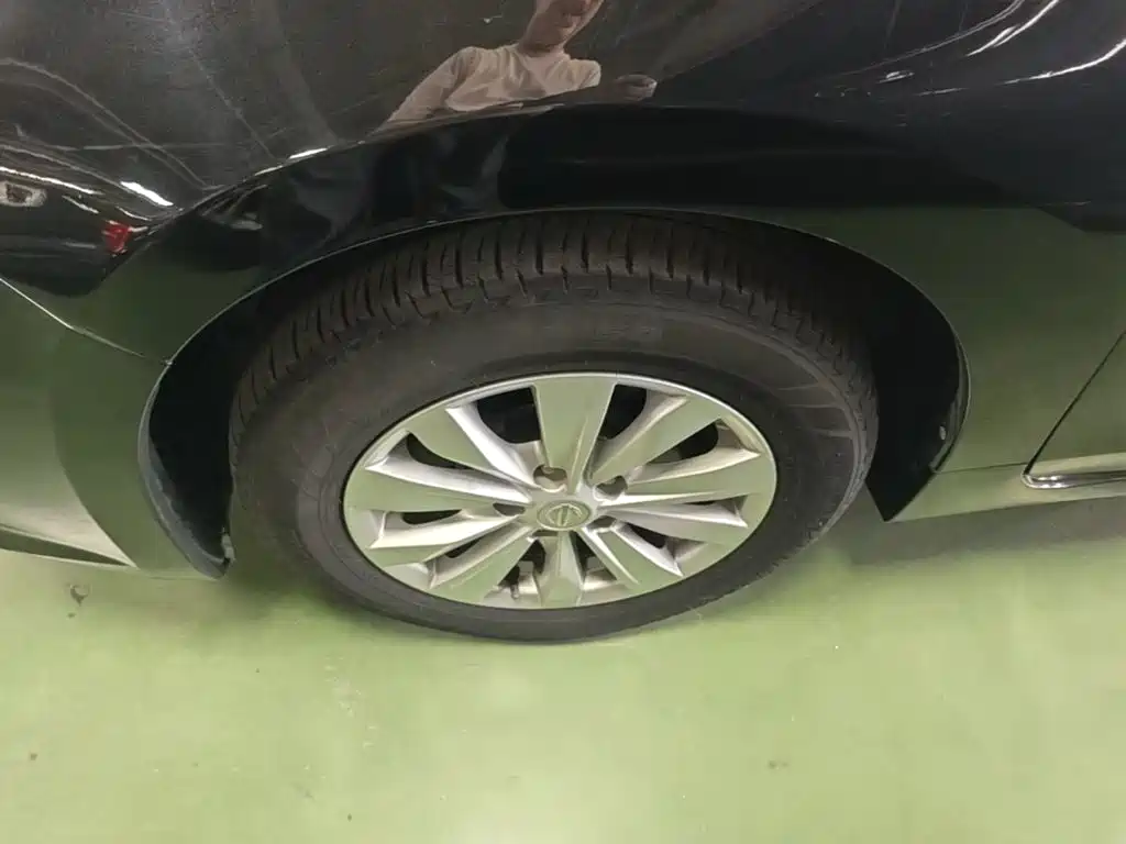 Nissan Teana — миниатюра 23