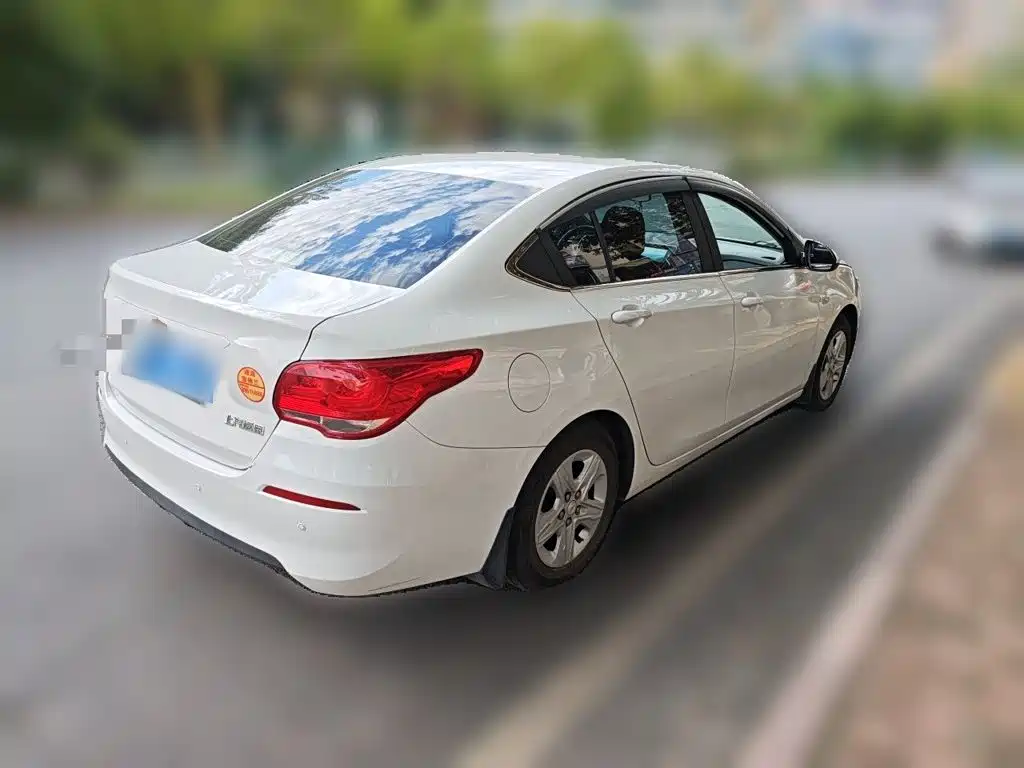 Chevrolet Cavalier — миниатюра 4