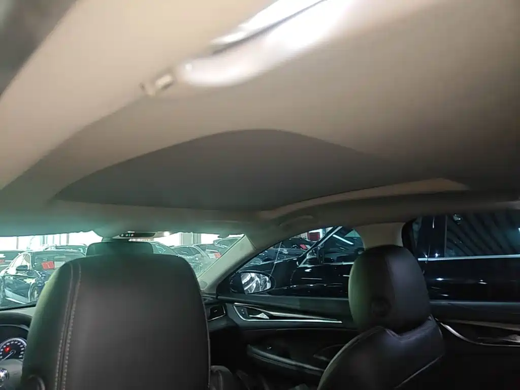 Buick LaCrosse — миниатюра 18