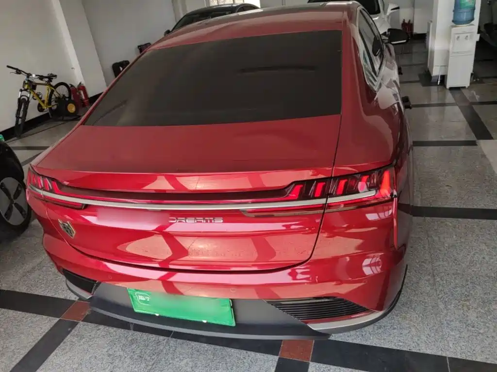 BYD Han — миниатюра 6