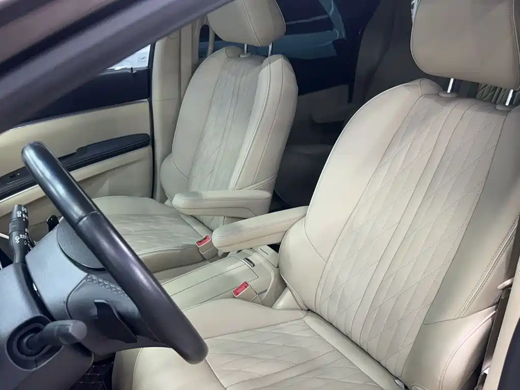 Buick GL8 2023 Luxury