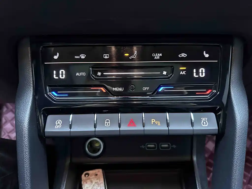 Skoda Karoq — миниатюра 13