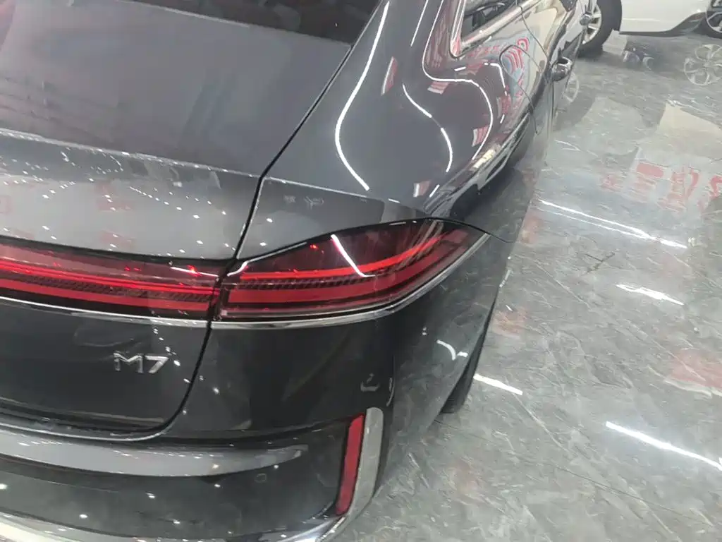 Roewe M7 DMH — миниатюра 8