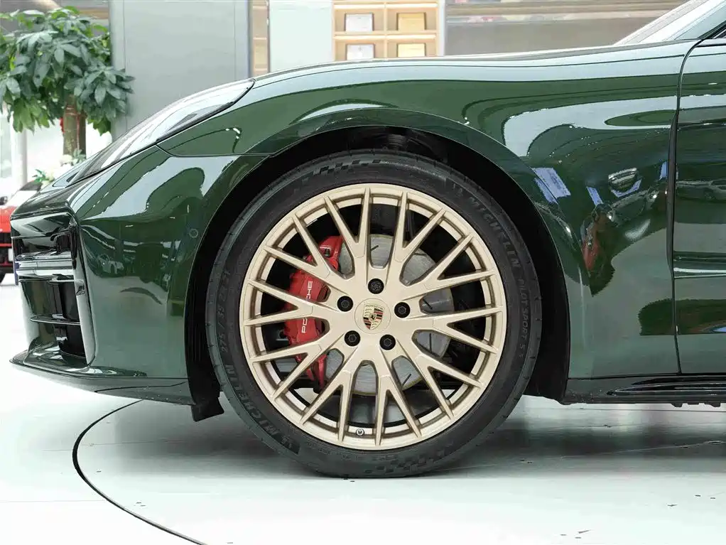 Porsche Panamera — миниатюра 21
