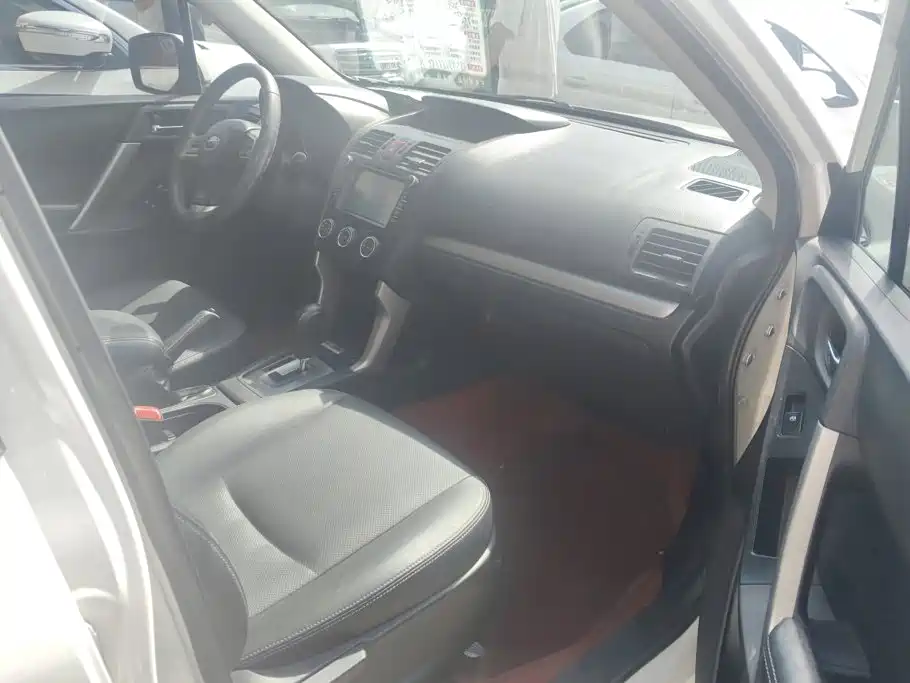 Subaru Forester — миниатюра 8