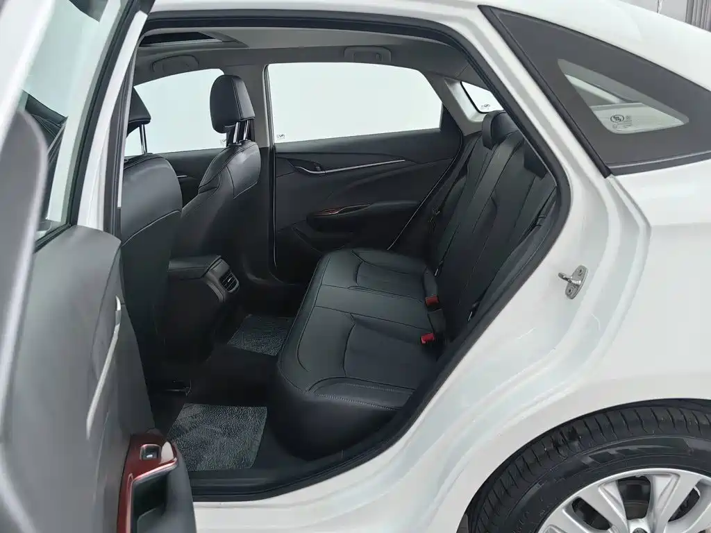 Buick Excelle — миниатюра 15