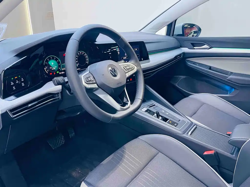 Volkswagen Golf — миниатюра 5