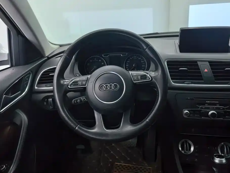 Audi Q3 — миниатюра 15