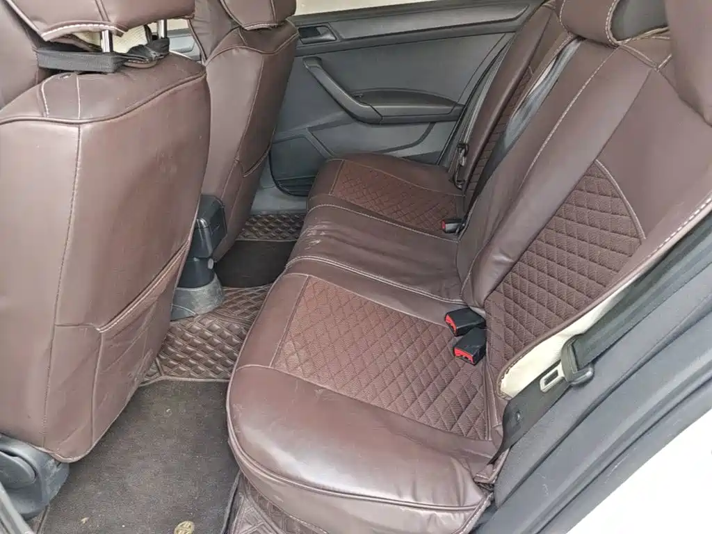 Volkswagen Santana — миниатюра 17