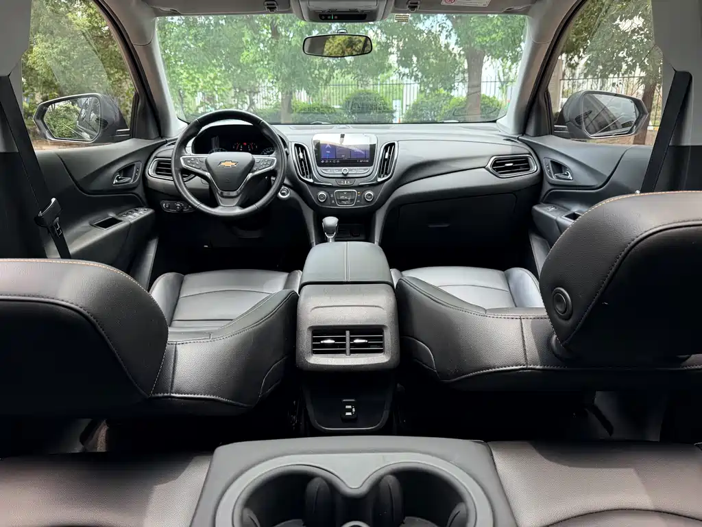 Chevrolet Equinox — миниатюра 16
