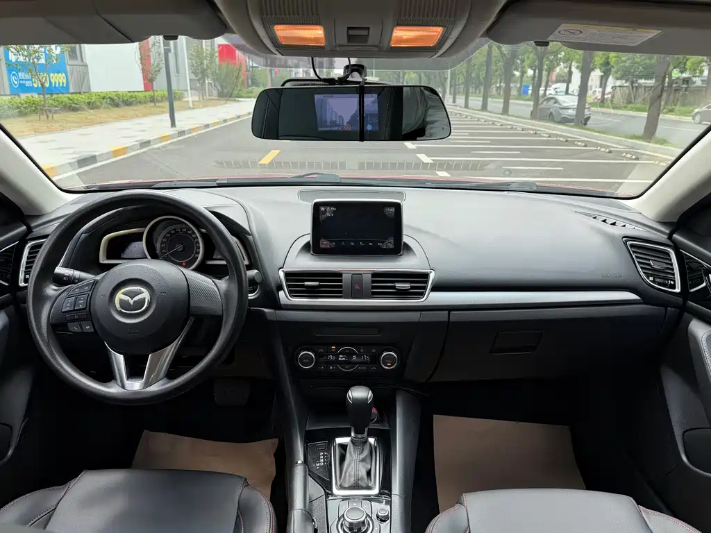 Mazda 3 Axela — миниатюра 8