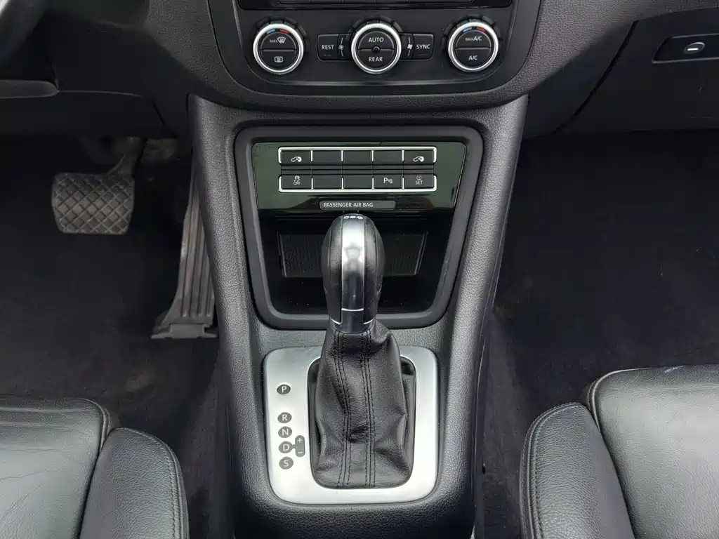 Volkswagen Sharan — миниатюра 27