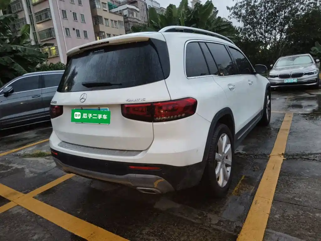 Mercedes-Benz GLB — миниатюра 6