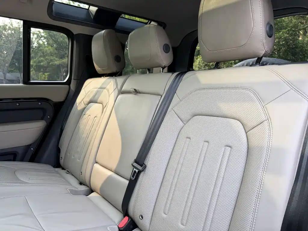 Land Rover Land Rover Defender 2021 110 P400