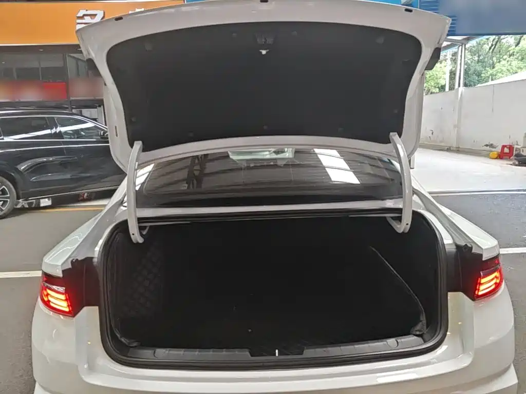 Geely Xingrui — миниатюра 19
