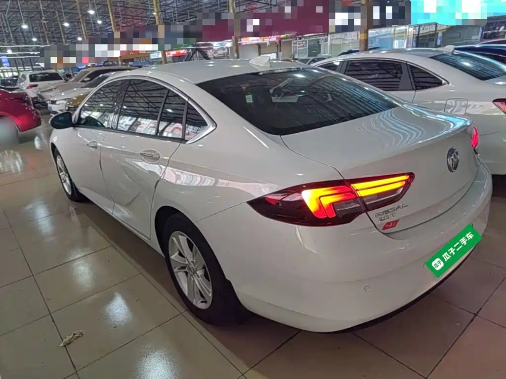 Buick Regal — миниатюра 5