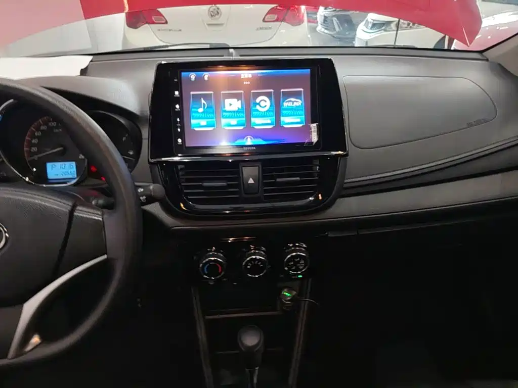 Toyota Vios FS — миниатюра 13