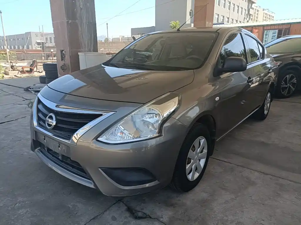 Nissan Sunny — миниатюра 2