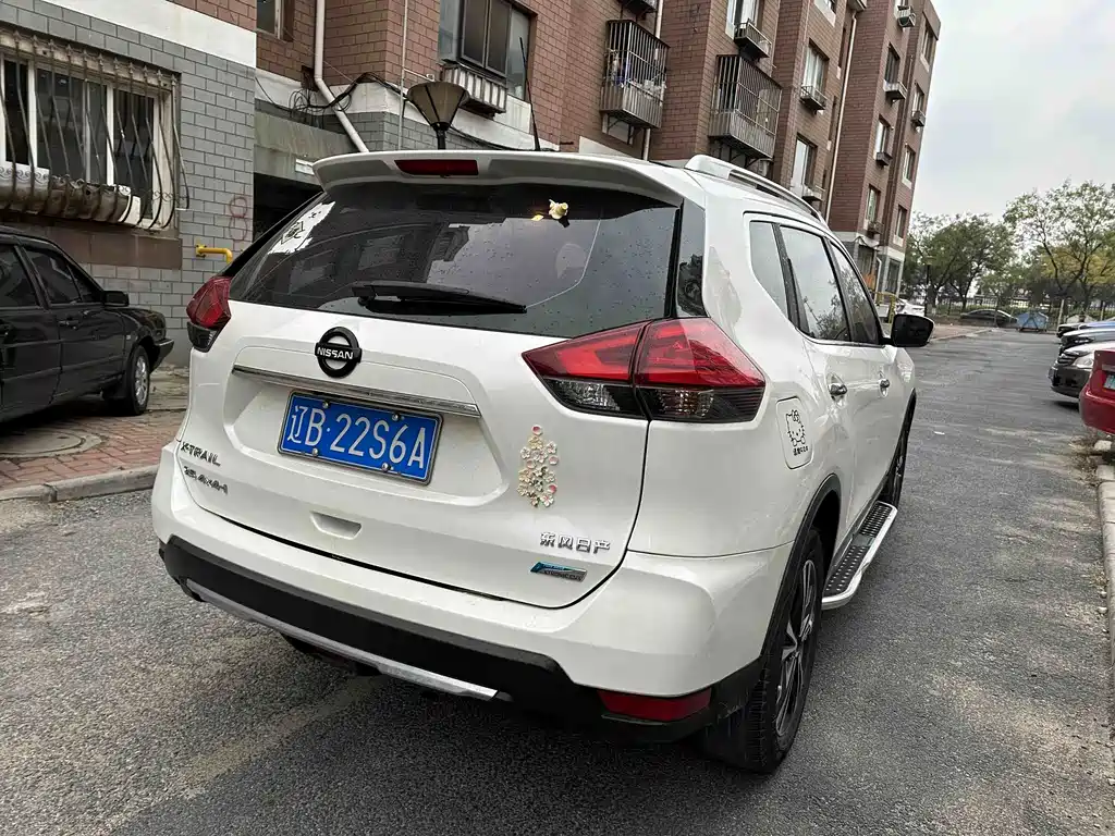 Nissan X-Trail — миниатюра 6