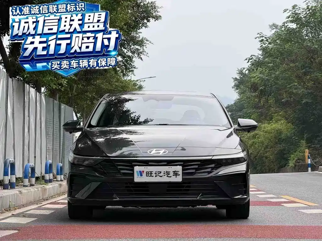 Hyundai Elantra — миниатюра 2
