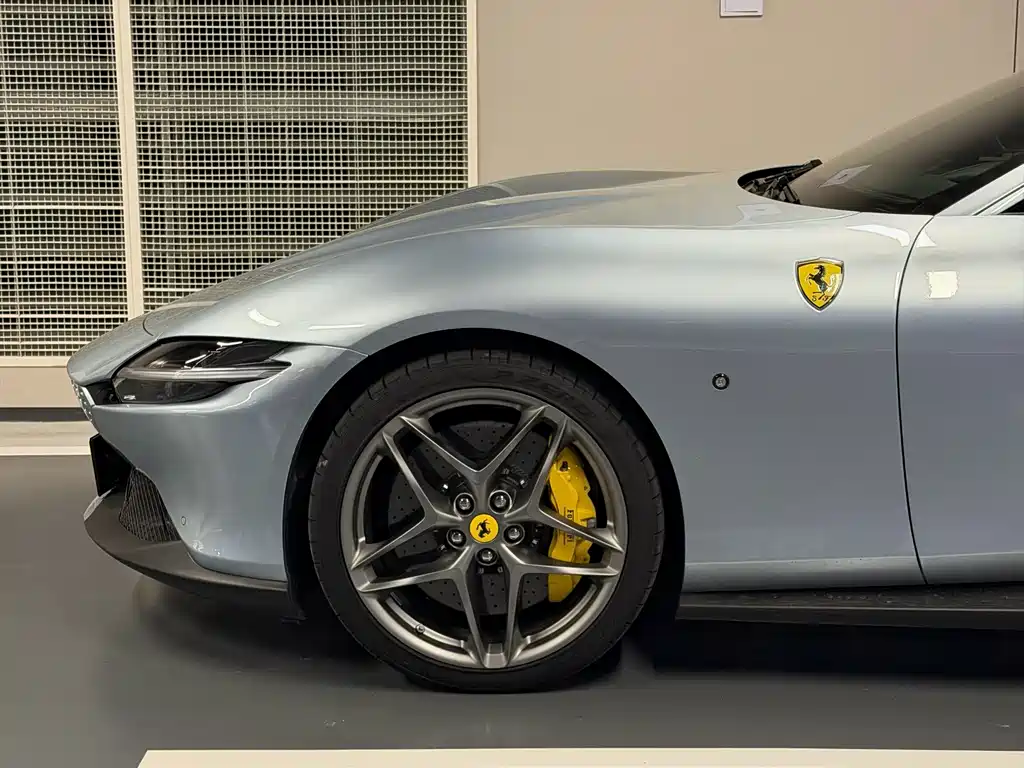 Ferrari Roma — миниатюра 3