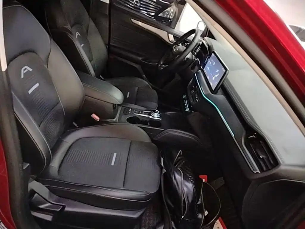 Ford Focus Active — миниатюра 20