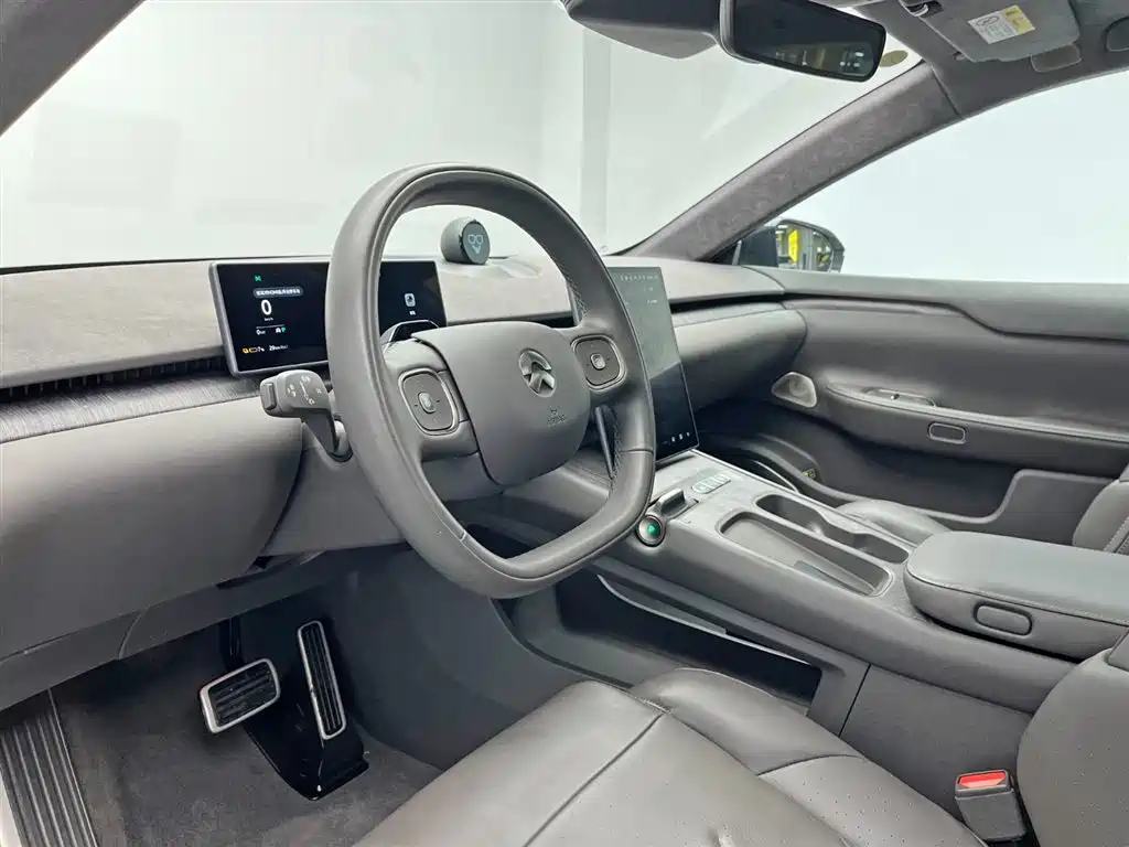 NIO NIO ET7