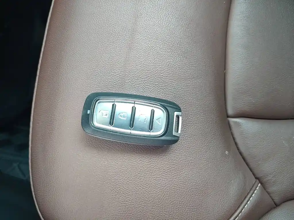 Buick Envision Plus — миниатюра 9