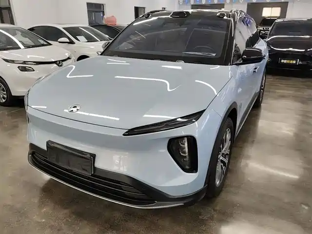 2025 Nio ES6