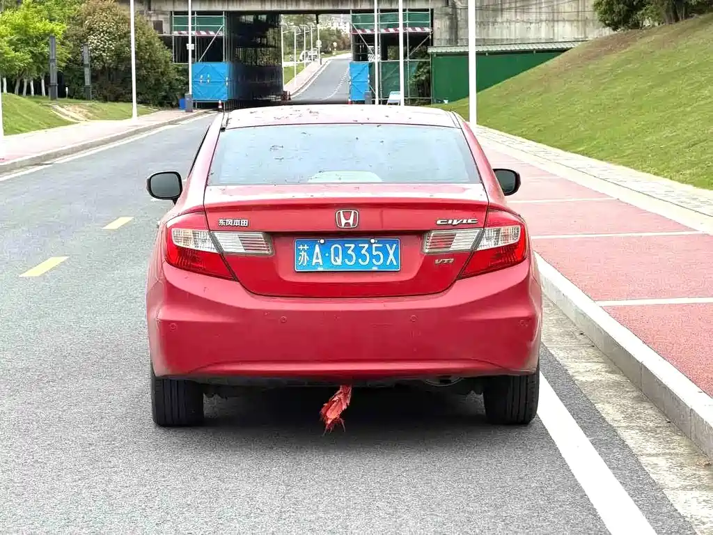 Honda Civic — миниатюра 4