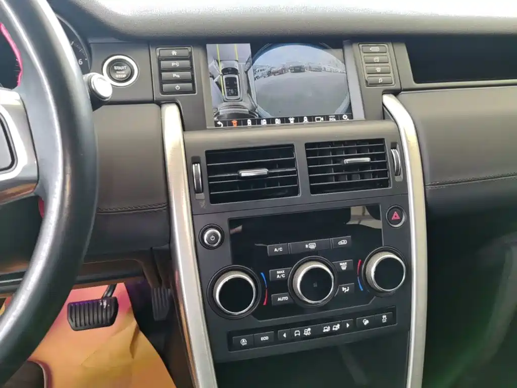 Land Rover Discovery Sport — миниатюра 13
