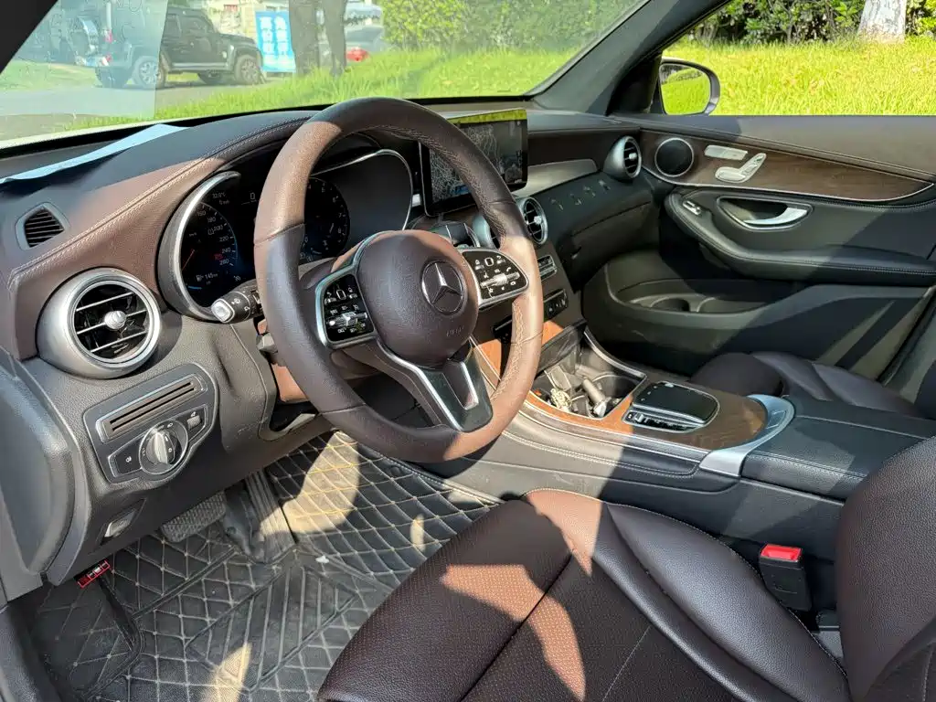 Mercedes-Benz GLC — миниатюра 7