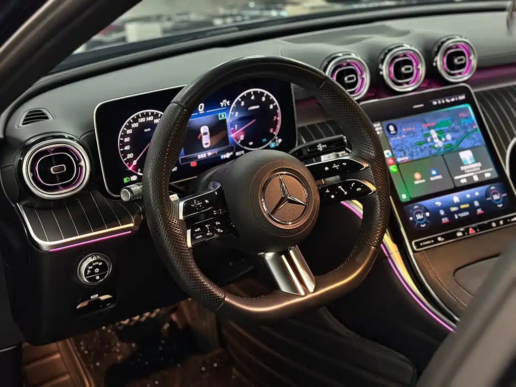 Mercedes-Benz C-Class — миниатюра 12