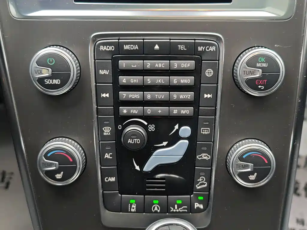 Volvo XC60 — миниатюра 12